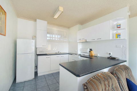 Portview 8, 8/2 Waugh Street - Travel Agents 3