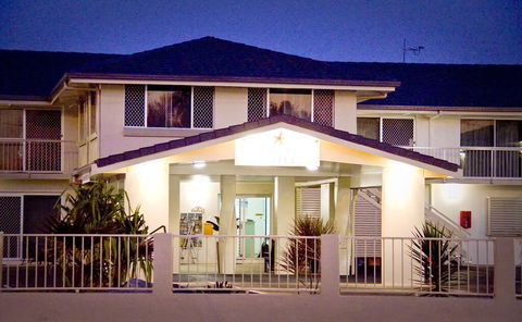 Pottsville Beach Motel - Travel Agents 2