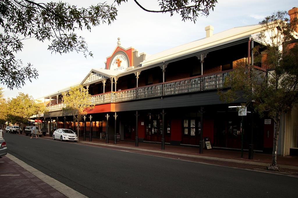 Dalyellup WA Travel Search