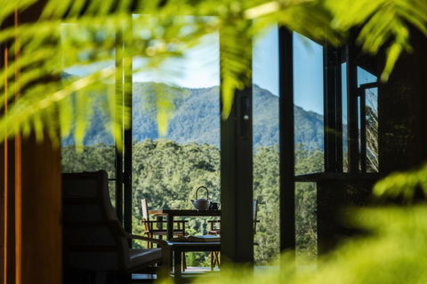 Promised Land Retreat - Tourism Guide 2