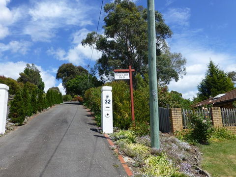 Protea Hill - Travel Search 0