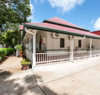 Pure Land Guest House - Cruises Travel