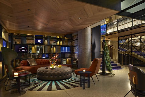 QT Melbourne - Tourism Guide 1
