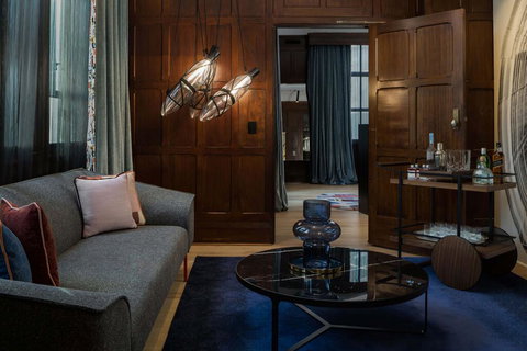 QT Sydney - Tourism Guide 3