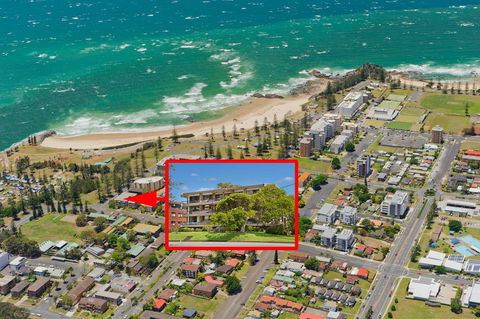 Quarterdeck 11 7 Stewart Street - Travel Agents 2