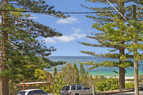 Quarterdeck 7 7 Stewart Street - Travel Agents 0