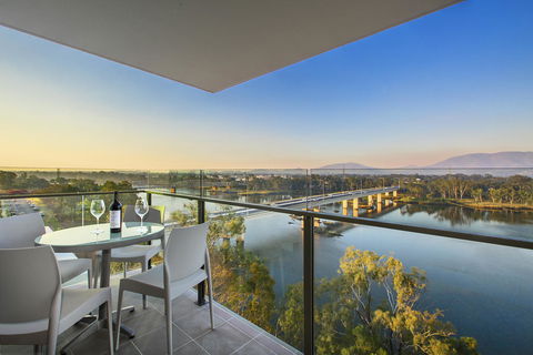 Quest Rockhampton - Travel Agents 1