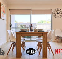 Quiet Garden City Unit - Free WiFi  Parking - Travel Search