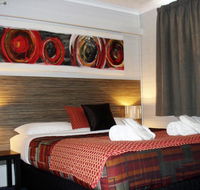 Raceview Motor Inn - Cruises Travel