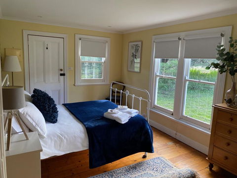 Ravenswood Homestead - Travel Search 0