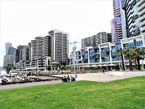 Readyset Central Pier - Travel Search 1