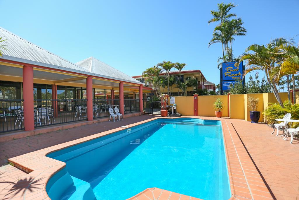 Illawong Beach QLD Travel Search