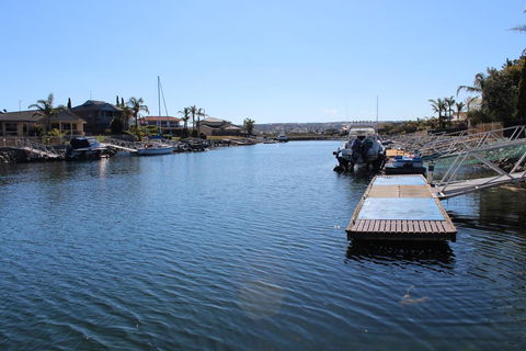 Relax At The Marina - Cruises Travel 3