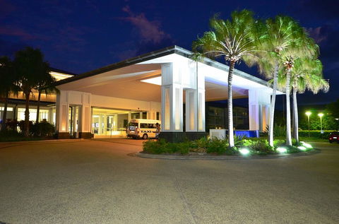RESORT ON THE BEACH 2214/2215 - Travel Search 3