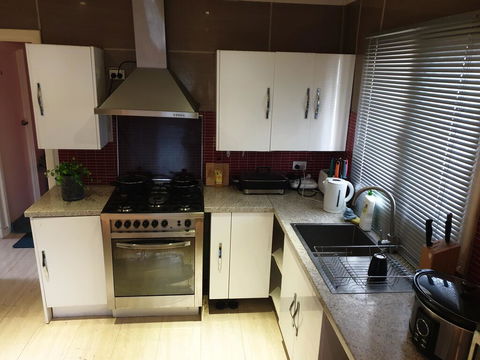Retro Style Home Stay - Travel Search 2