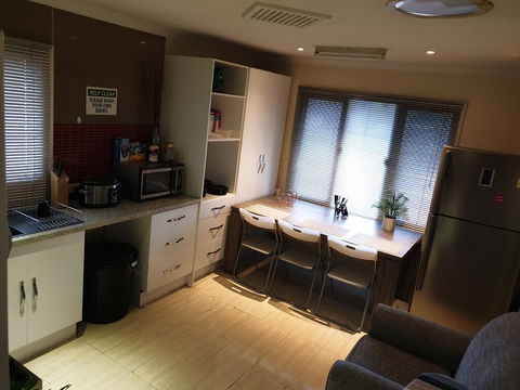 Retro Style Home Stay - Travel Search 1