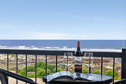 Right On The Beach @ Moana - Travel Search 1