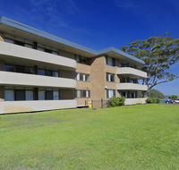 Right on the sands at Little Beach and walk to the heart of Nelson Bay - Cruises Travel