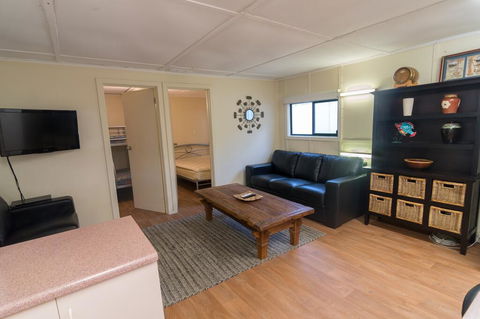 Riverfront Getaway - Mannum - Cruises Travel 3