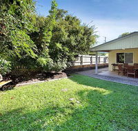 Roderick Street 52 Moffat Beach - Cruises Travel