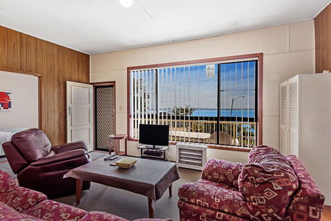 Ronem Cottage, 5 Gloucester Street - Cruises Travel 1
