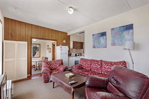 Ronem Cottage, 5 Gloucester Street - Cruises Travel 3