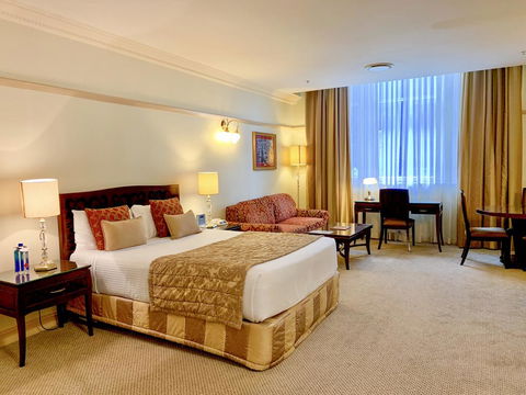 Royal Albert Hotel - Tourism Guide 1