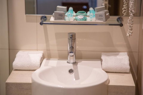 Royal Hotel Randwick - Tourism Guide 1