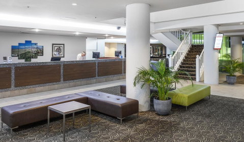 Rydges Esplanade Resort Cairns - Tourism Guide 2