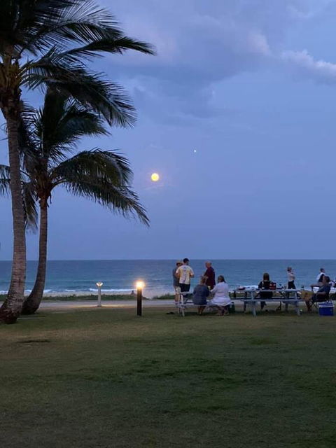 San Simeon Beachfront Apartments Tugun - Travel Agents 3