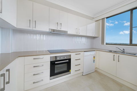 Sandpiper 9 25 Waugh Street - Travel Agents 3