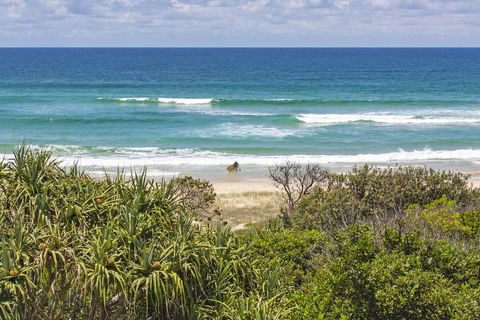 Sandpiper Beach Front House - Travel Agents 3