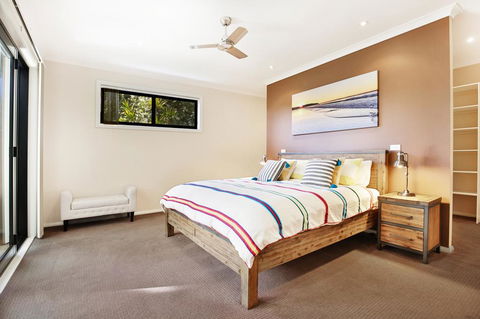 Sandy Bottom - Pet Friendly - 3 Min Walk To Beach - Travel Search 3