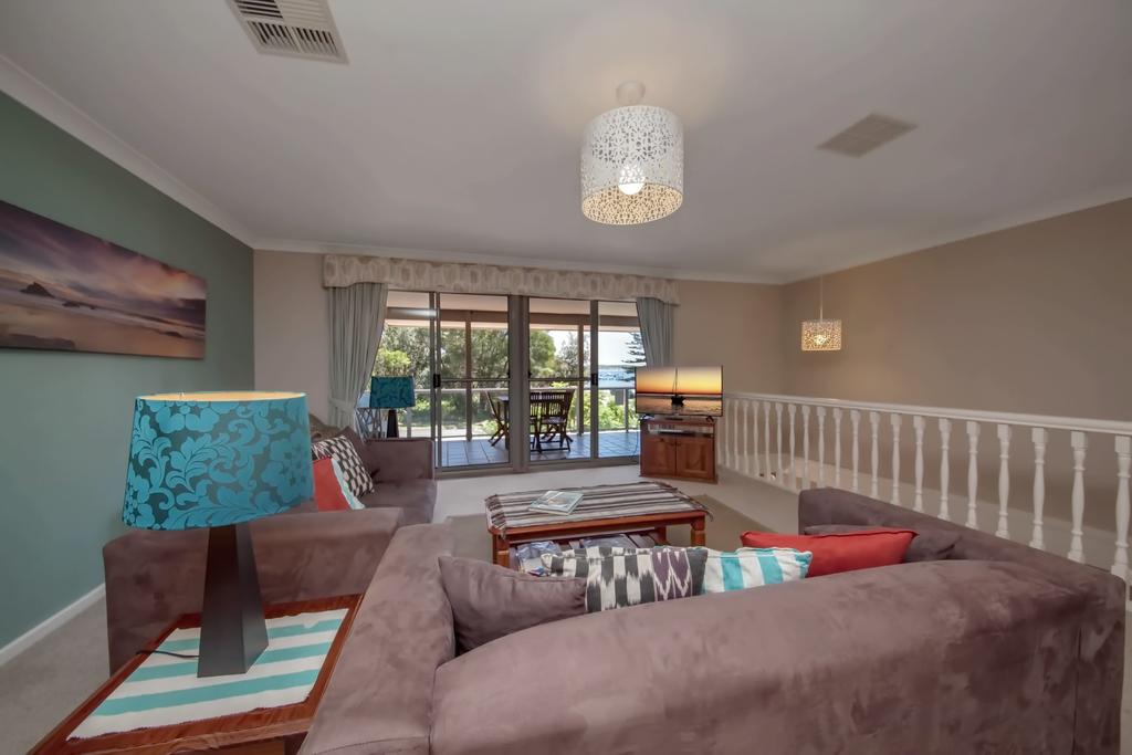 Corlette NSW Tourism Guide