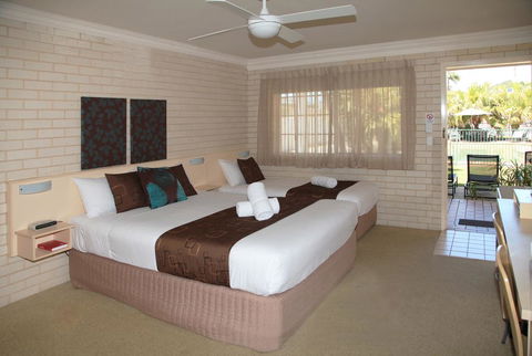 Santa Fe Motel And Holiday Units - Cruises Travel 2
