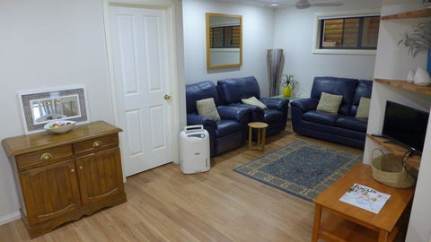 Se-Ayr BnB At Lighthouse - Travel Agents 1