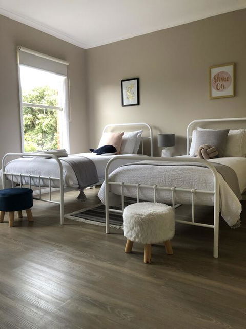 Sea Change Guesthouse - Tourism Guide 1