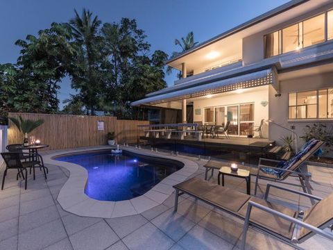 Seabreeze Beachfront - Clifton - Tourism Guide 3
