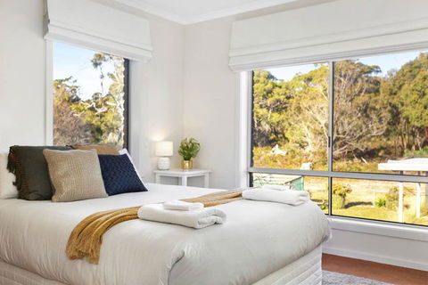 SEASIDE SERENITY 1 - Travel Search 1