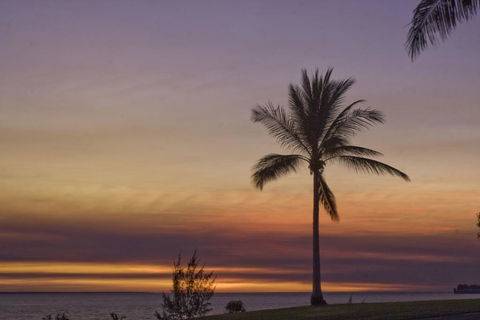 Seaview Studio - Travel Search 0