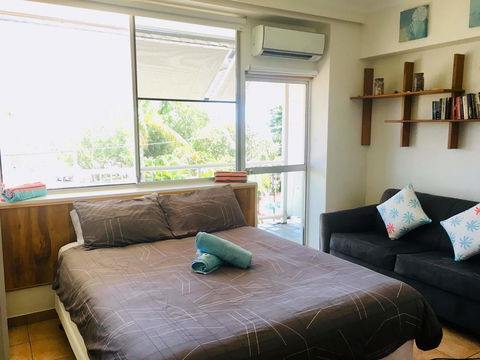Seaview Studio - Travel Search 2