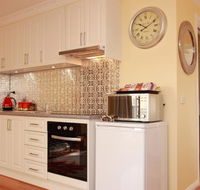 Secret Cottage - Tourism Guide