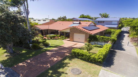 SECRET GARDEN - WiFi - Netflix - Pet Friendly - Cruises Travel 0