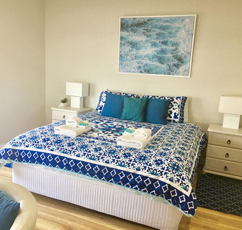 Shades Of Blue Eco Retreat - Cruises Travel 2