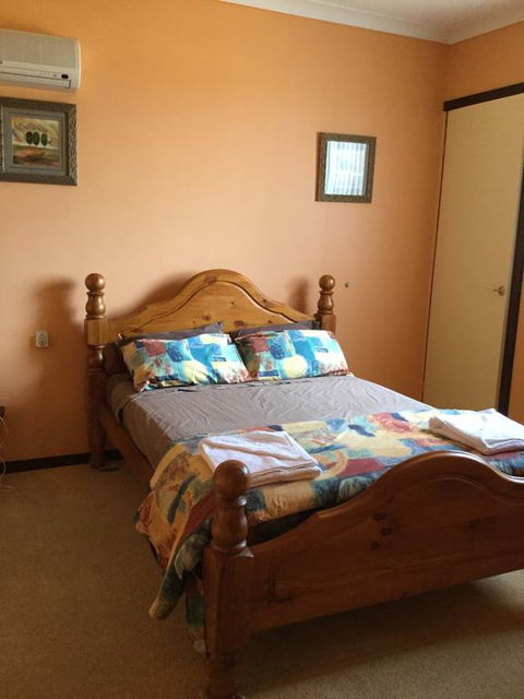 Shark Bay Views B & B - Travel Search 2
