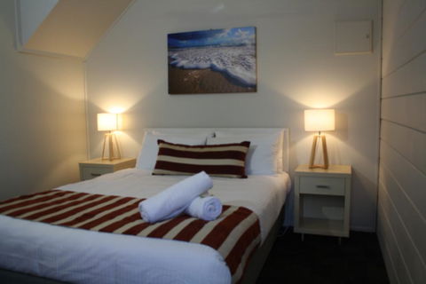 Shelly Beach Holiday Park - Travel Search 1