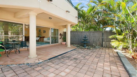 Shelly Beach House 1 - Cruises Travel 2