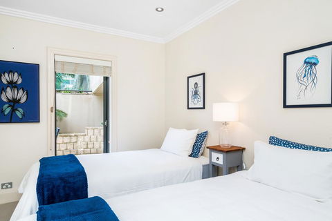 Shelly Beach Shack - Cruises Travel 3