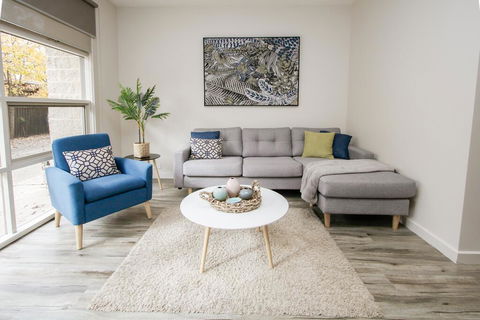Shepparton Lakeside Serviced Apartment - Travel Agents 0
