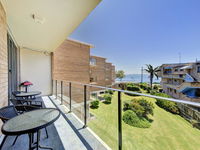 Book Shoal Bay Accommodation Vacations Travel Agents Travel Agents